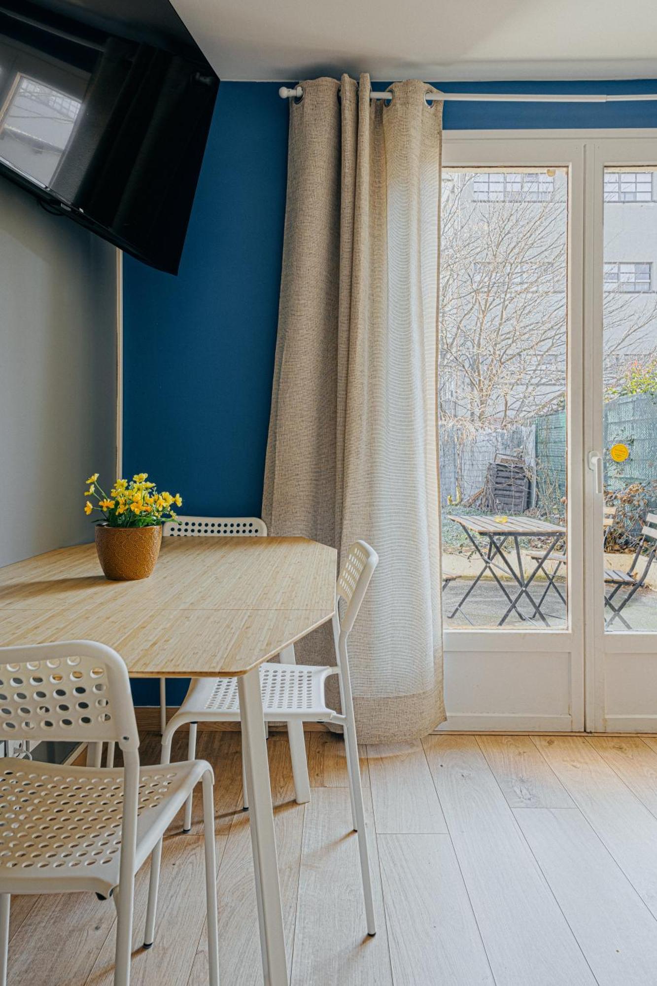 Charmante Maison Avec Jardin Sans Vis-A-Vis Saint-Fons Esterno foto