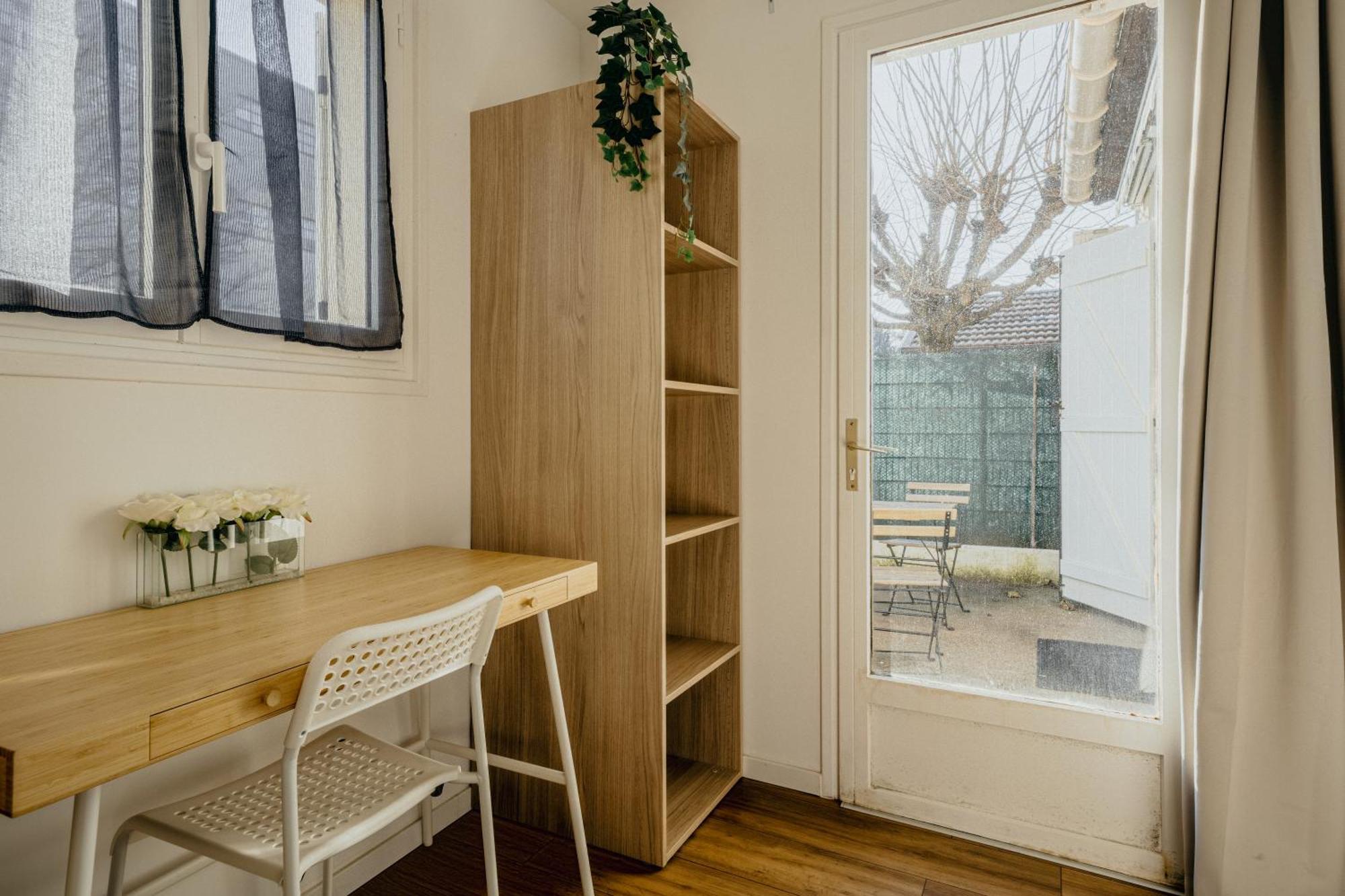 Charmante Maison Avec Jardin Sans Vis-A-Vis Saint-Fons Esterno foto